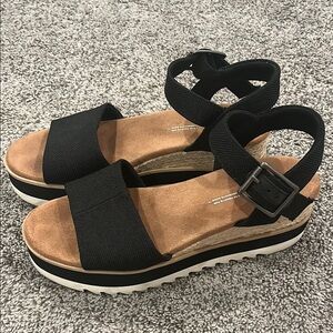 Toms Platform Sandals